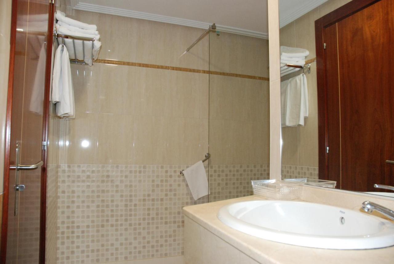 Apartahotel Fc Catedral ليون المظهر الخارجي الصورة
