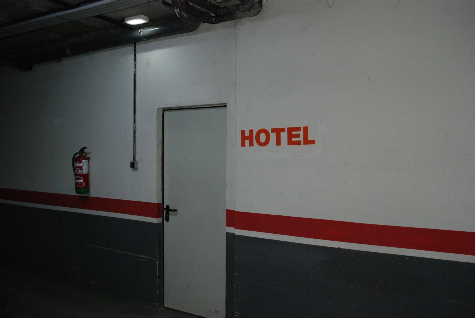 Apartahotel Fc Catedral ليون المظهر الخارجي الصورة